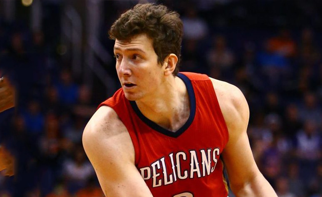 NBA’de Ömer Aşık parkelere geri döndü