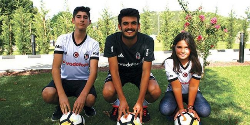 Beşiktaş'ın yeni stoperi Fatih Aksoy