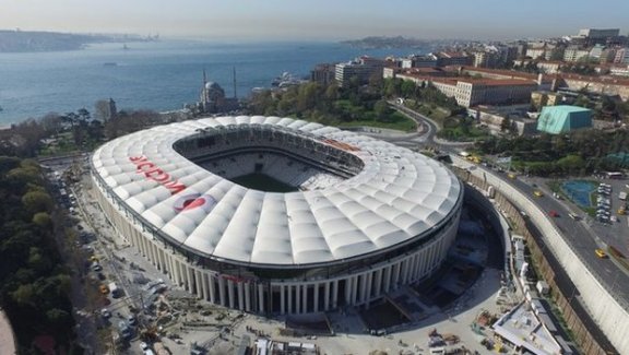 Beşiktaş taraftarı bilet fiyatlarına tepkili