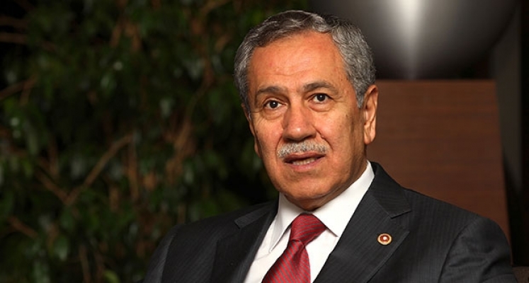 ‘Arınç’a ilk taşı en günahsızımız atsın’