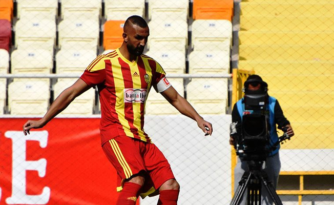 Evkur Yeni Malatyaspor’da Kaptan Yalçın Ayhan süresiz kadro dışı