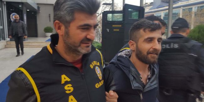 44 ayrı suçtan aranıyordu yakalanınca 'Sen sor diye' dedi