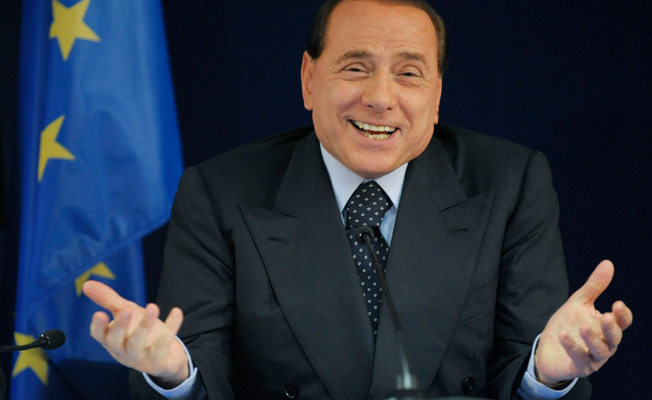 Berlusconi, İtalya'nın başına general getirebilir