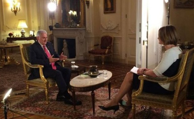 Başbakan Yıldırım Londra'da BBC'ye konuştu: Biz kanıt olmadan hiçbir insanı tutmuyoruz; Türkiye'de hukukun üstünlüğü var