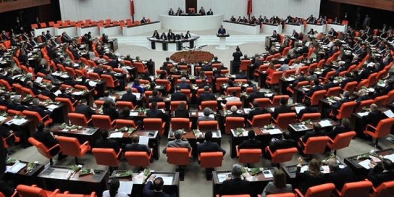 YSK Kanun Teklifi komisyonda kabul edildi