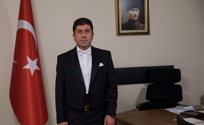 Meclis Başkanvekili Yaşar Tüzün: Frak, bize Atatürk'ten emanet