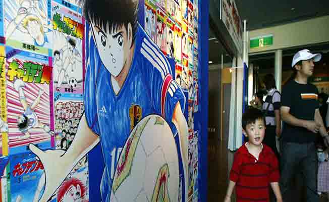 Tsubasa, Messi ve Ronaldo ile dönüyor
