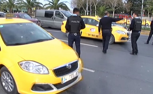 Vatan Caddesi'nde hareketli anlar! Polis bütün taksileri inceliyor