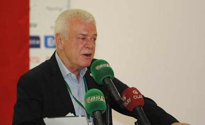 Ali Ay: Futbolcu satmamız lazım