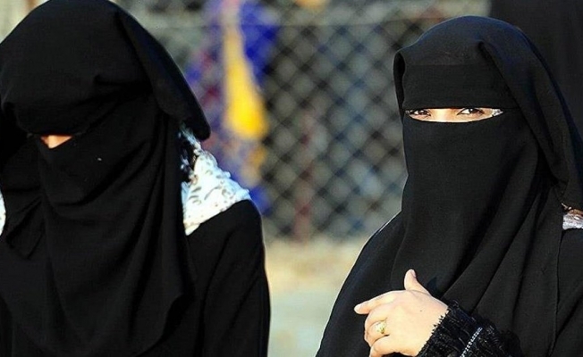 Kanada'da mahkeme, peçe yasağını askıya aldı