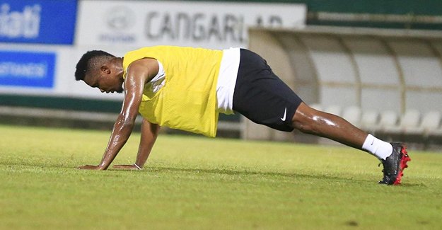 Eto'o kendini cezalandırdı