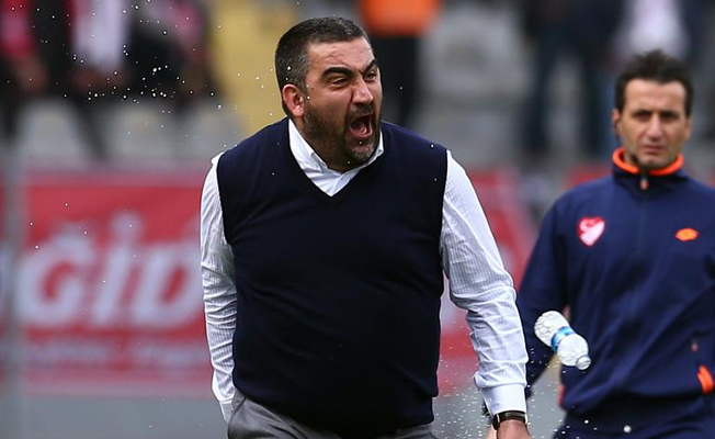 Ümit Özat ateş püskürdü: İspat etmeyen namussuzdur!
