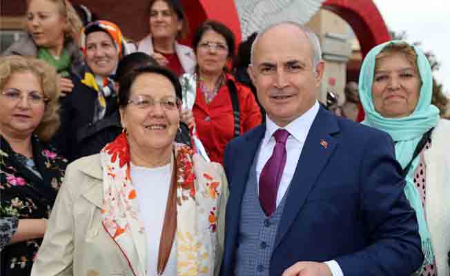 Başkan Akgün: Atamızla ne kadar gururlansak azdır!