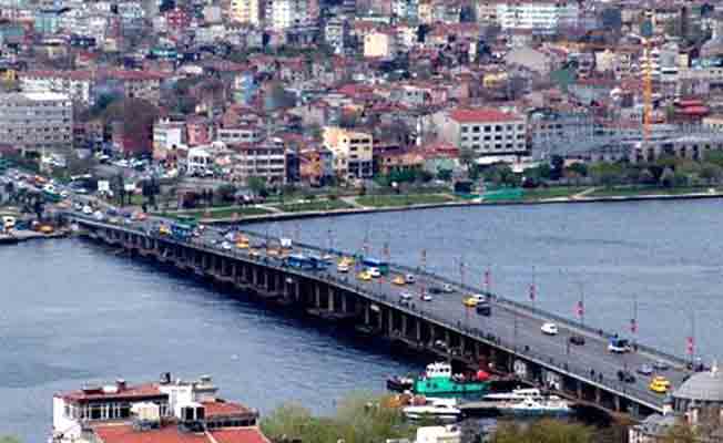 Atatürk Köprüsü bu gece trafiğe kapatılacak