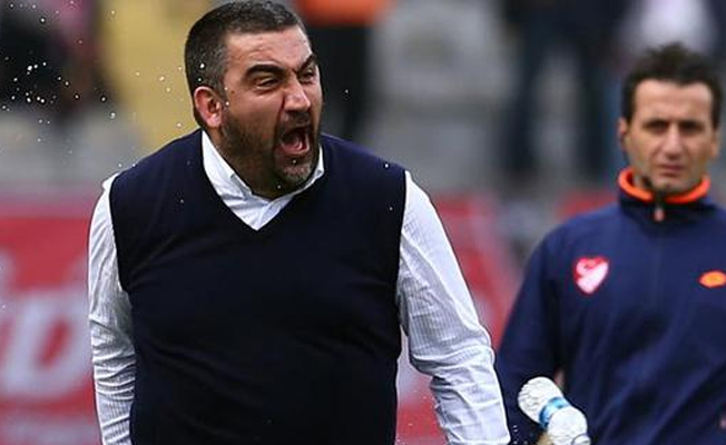 Ümit Özat: Yahudi halkından özür dilerim