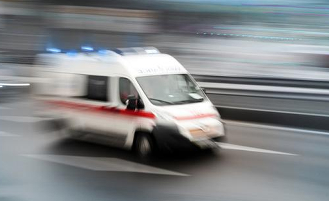 Aydın'da 2 öğrenci servisi çarpıştı: 3 yaralı