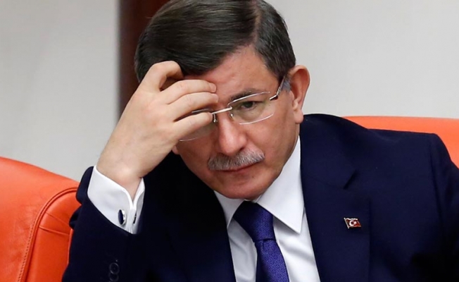 ‘Davutoğlu’nun başka işi yok mu?’