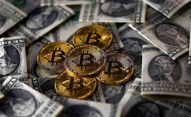 Dünyanın ilk Bitcoin milyarderi oldular