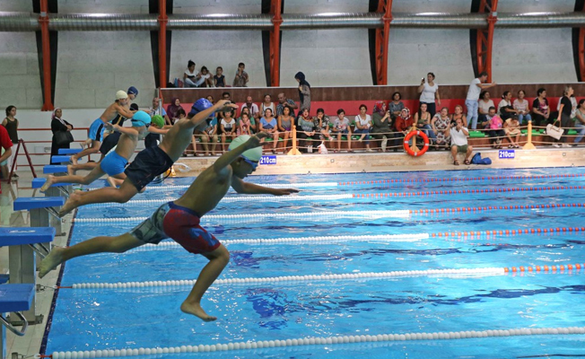 Karşıyakalı çocuklar sporla buluşuyor