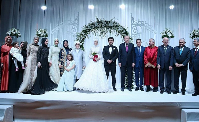 Türkiye'nin ilk müftü nikahı Bakan Canikli'nin oğluna