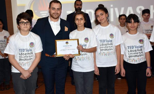 Öğrencilerden LÖSEV'e anlamlı bağış