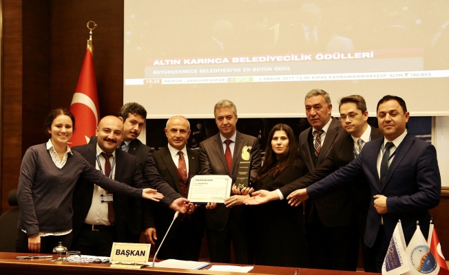 Büyükçekmece Belediye Meclisi’nden Naim Süleymanoğlu’na vefa
