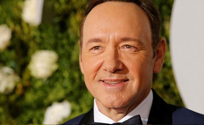 Norveç Kralı'nın eski damadı Kevin Spacey'yi testislerine dokunmakla suçladı