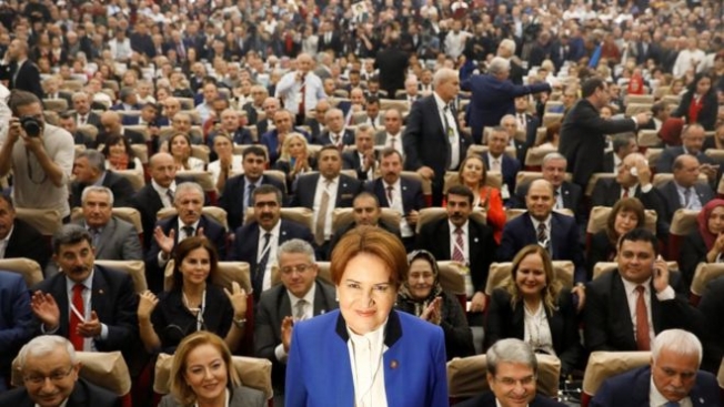 İyi Parti güldürecek