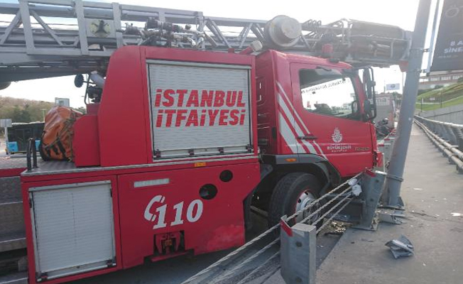 Yangına giden itfaiye aracı kaza yaptı