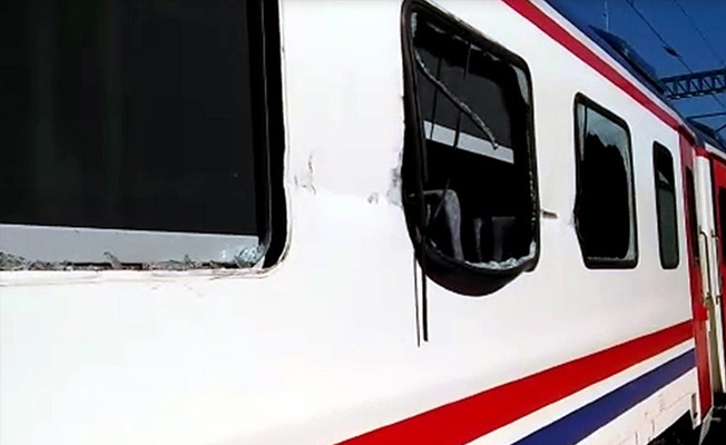Tren TIR’la çarpıştı: Çok sayıda yaralı var!