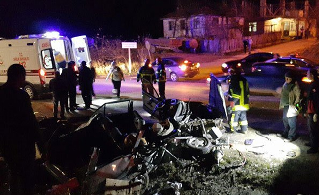 Kocaeli'de kaza: Ölü ve yaralılar var!