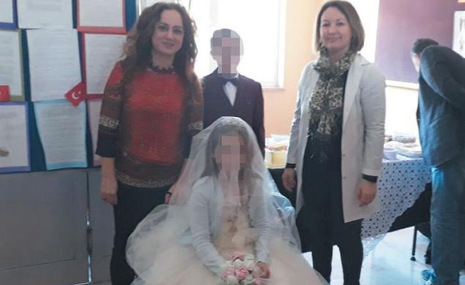 Ortaokulda skandal: Küçücük çocukları gelin-damat yaptılar sonra da...