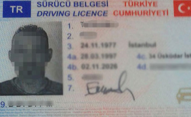 Taklit edilemez denilen ehliyetin sahtesini yaptılar!
