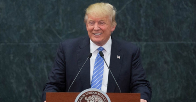 Trump Meksika'da duvarı savundu