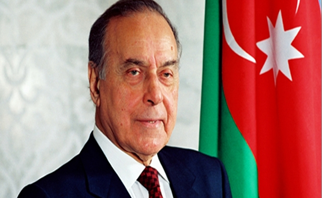 Haydar Aliyev vefatının 14. yılında törenlerle anıldı