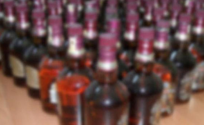 Mersin'de sahte içki operasyonu: 380 litre ele geçirildi...