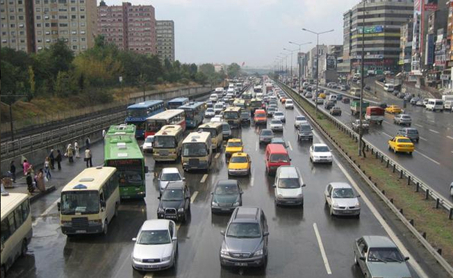 İstanbul'da yarın bazı yollar trafiğe kapatılacak
