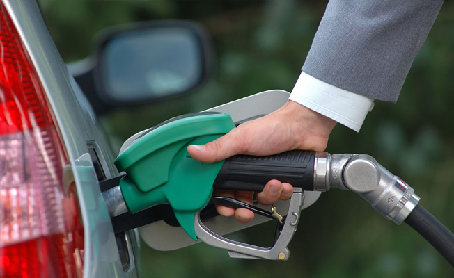 Benzine yeni zam geliyor 
