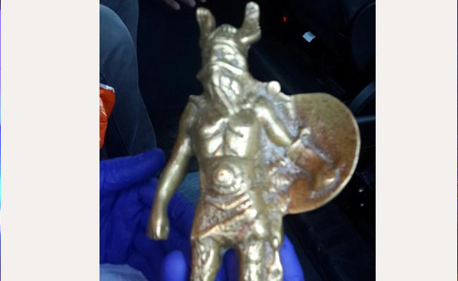 İstanbul'a Viking heykelini kaçırırken yakalandı