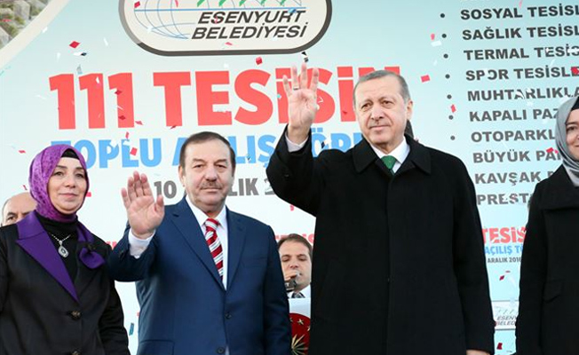 İstanbul'da AKP'li o belediye başkanı da istifa etti