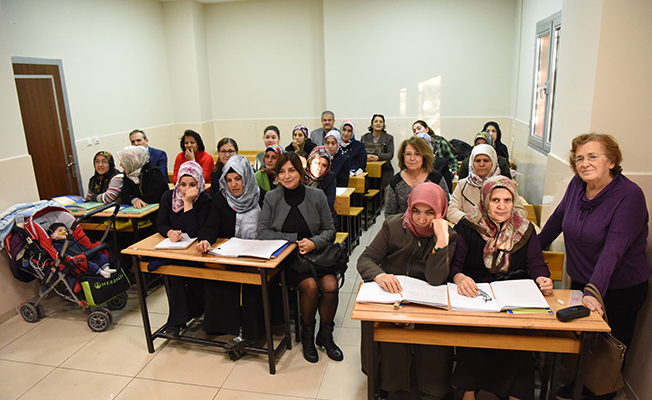Bornova’da okuma yazma seferberliği