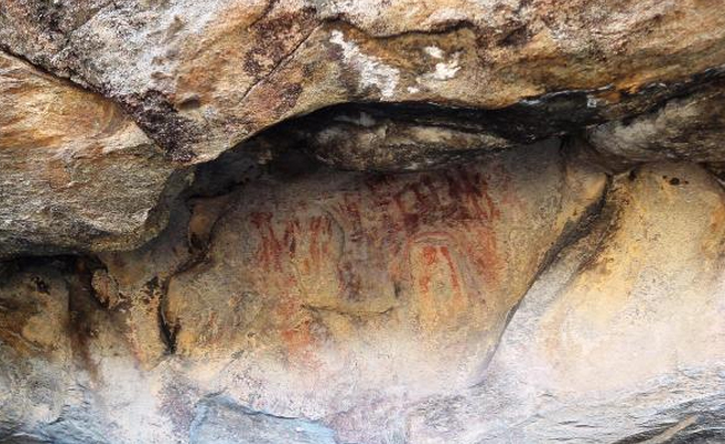 Madran Dağı'nda yeni kaya resimi bulundu