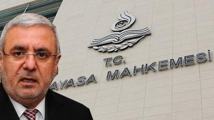 AYM'den 'Dönek misin inek misin' kararı
