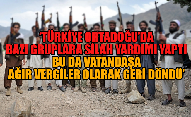 'İslamcılar tarafından Türkiye'de demokrasi yok ediliyor'