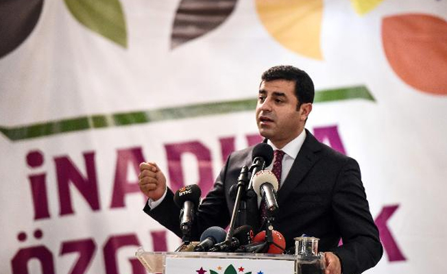 Selahattin Demirtaş'tan 'devrim' mesajı