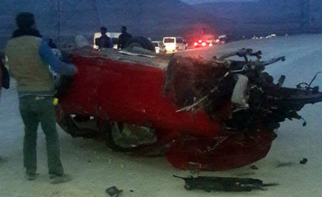 Taşa çarpan otomobil takla attı: 2’si ağır 5 yaralı