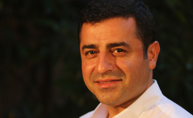 Demirtaş'ın 'Cumhurbaşkanı'na hakaret' davası güvenlik nedeniyle Ankara'ya nakledildi