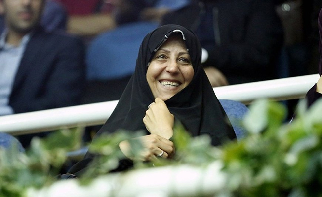 Rafsancani'nin kızı: Başörtüsünün mecburi olmasına karşıyım