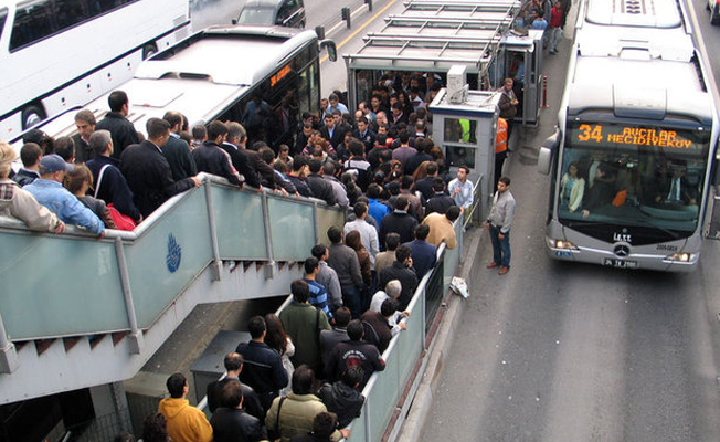Metrobüslerde yeni dönem
