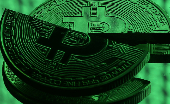 Bitcoin fiyatlarında tarihi düşüş